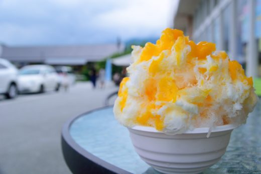 八ヶ岳の冷たいスイーツ2018】天然氷の蔵元八義直営店など、かき氷の