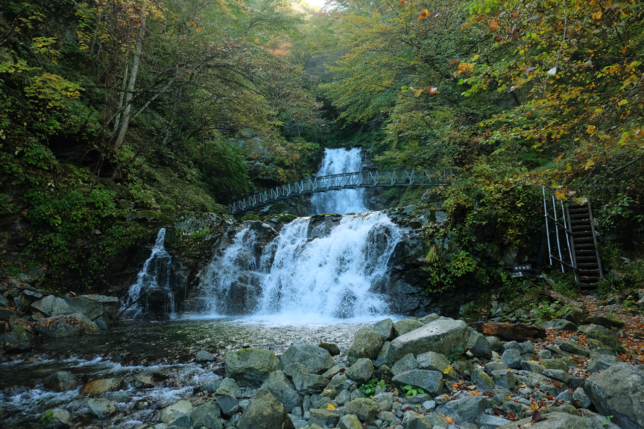 精進ヶ滝&石空川渓谷 – 八ヶ岳をガイドする ハチ旅